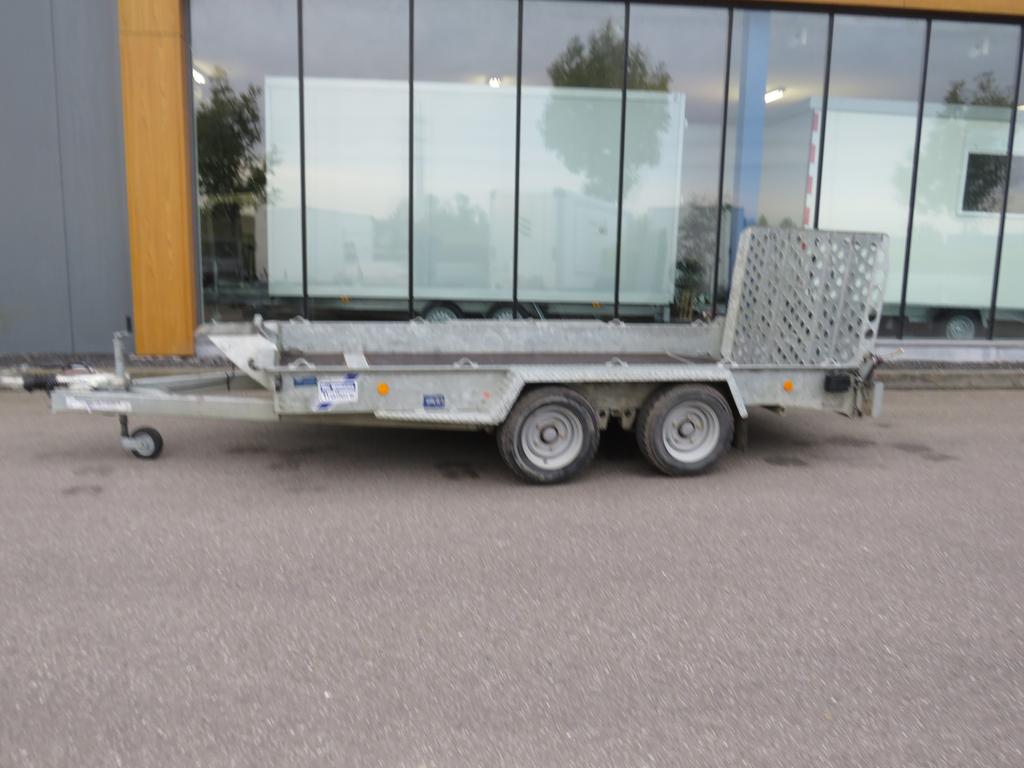 Ifor-Williams Machinetransporter tandemas 366x184cm 3500kg